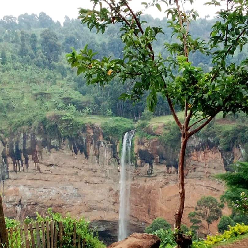 Safari de aventura de 8 días en el norte de Uganda. 